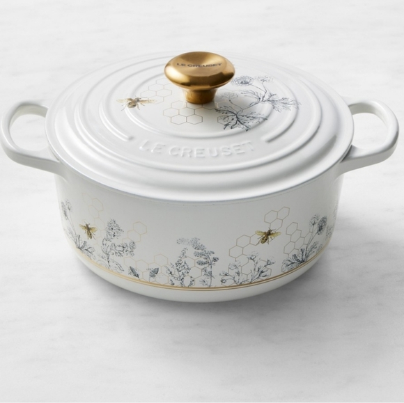 Le Creuset Other - NEW Le Creuset Enameled Cast Iron Round Oven, 4 1/2-Qt.Honeycomb,Retail $500.00